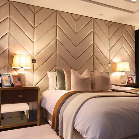 N1 Highsreetkensington-superluxury-modern-harrods *