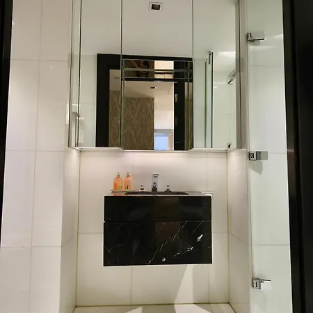 N1 Highsreetkensington-superluxury-modern-harrods * London