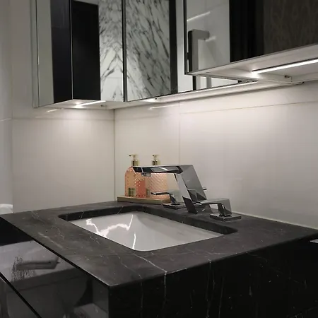 N1 Highsreetkensington-superluxury-modern-harrods Apartment *