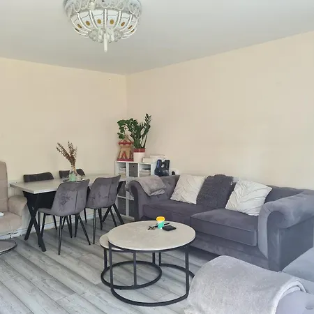 Apartment Cosy In Waynflete Square
