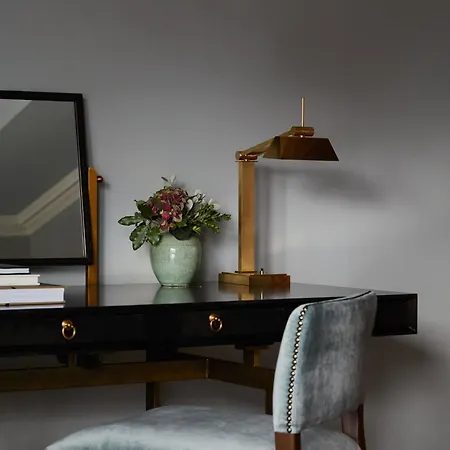 Egerton House Hotel London