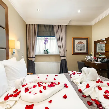 Gem Langham Court Szálloda 4*