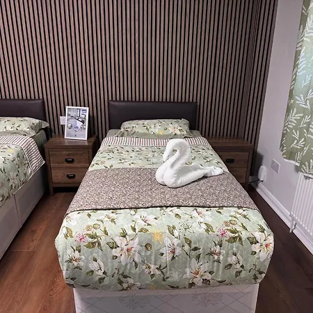 The Commongate 3* Londyn