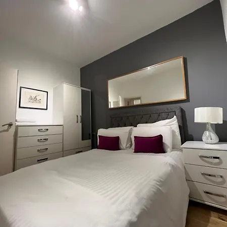 Maple Street Apartmán *