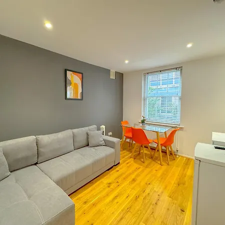 Maple Street Apartmán *