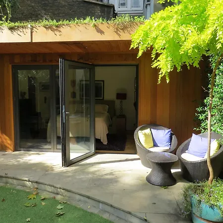 Romantic In Notting Hill Guest house London