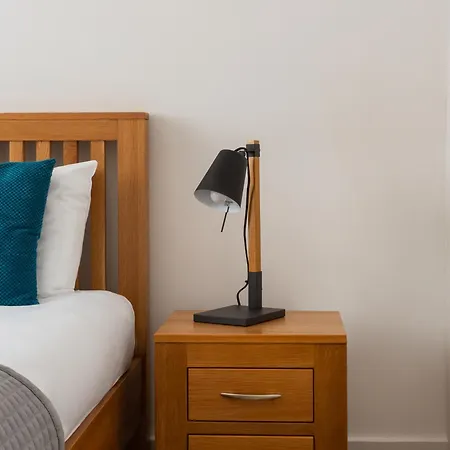 Victoria - Vincent Square By Viridian Apartment *