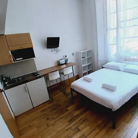 Fg1- Ground Flr Flat Good For 4- Near Hyde Park Apartment
