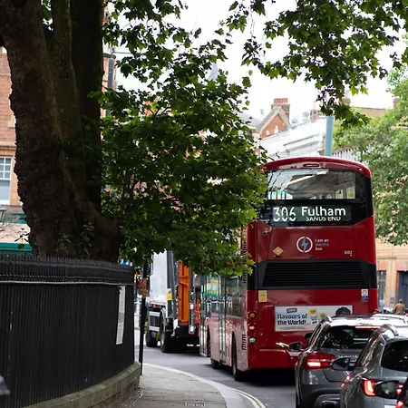 Fulham Luxury Close To Underground Newly Refurbished Hr Apartment *