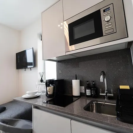 Apartment Fulham Luxury Close To Underground Newly Refurbished Hr London