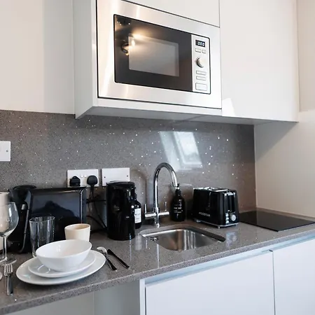 Apartment Fulham Luxury Close To Underground Newly Refurbished Hr London