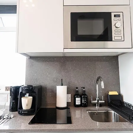 Apartment Fulham Luxury Close To Underground Newly Refurbished Hr *