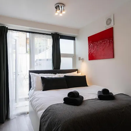 Fulham Luxury Close To Underground Newly Refurbished Hr