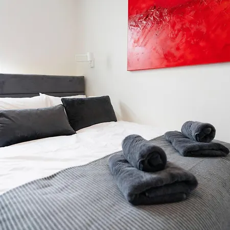 Fulham Luxury Close To Underground Newly Refurbished Hr *