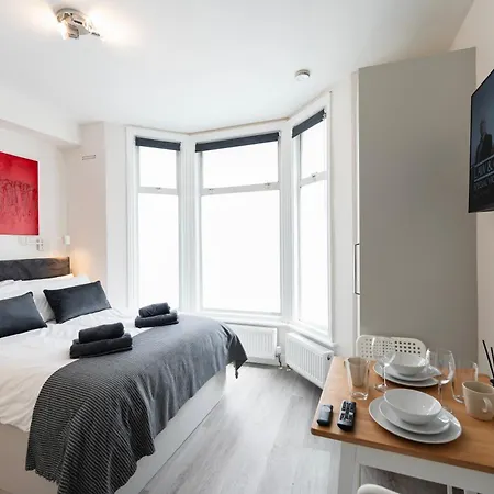 Fulham Luxury Close To Underground Newly Refurbished Hr * London