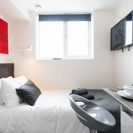 Fulham Luxury Close To Underground Newly Refurbished Hr Apartment