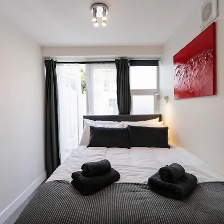 Fulham Luxury Close To Underground Newly Refurbished Hr London