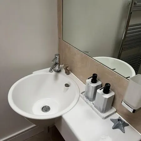 Putney , Modern-flawless ! Apartment London
