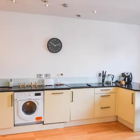 Putney , Modern-flawless ! Apartment