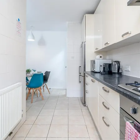 5 Star Kings Cross 2-bed Apt For 5 Guests Apartment