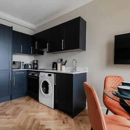 Bright Near Marble Arch And Hyde Park *