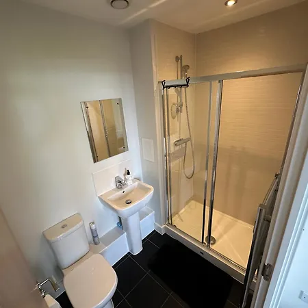 Peaceful Shared Flat 30mins London Homestay *