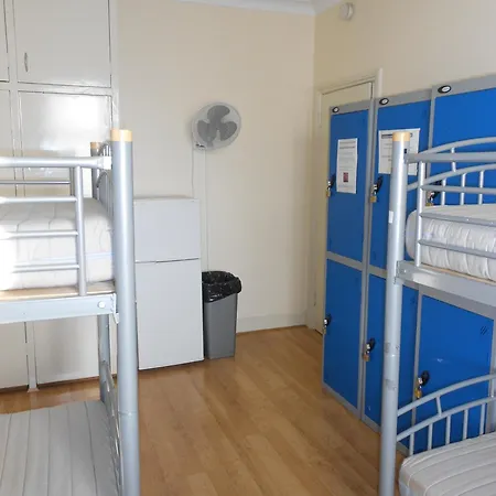 Hostel 24/7