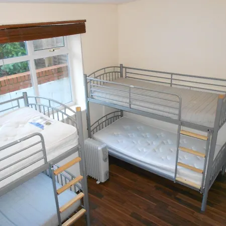 Hostel 24/7 London