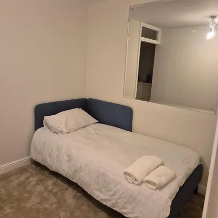 Century House Luxury Apartment