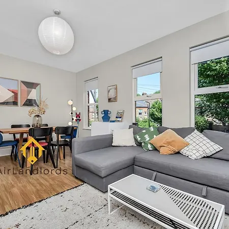 Apartamento Unique 2 Bedroom Flat In Heart Of Walthamstow