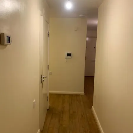 Homestay Donnington Court