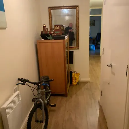 Homestay Donnington Court