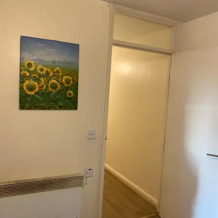Donnington Court * London