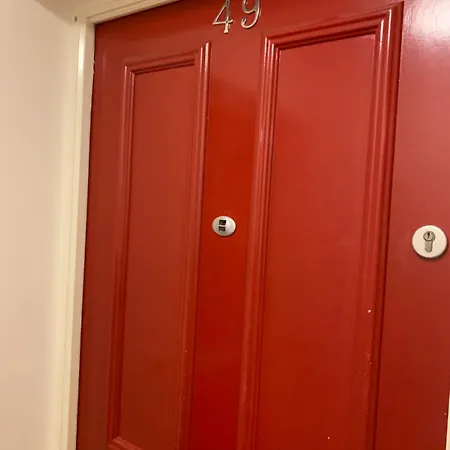 Donnington Court London