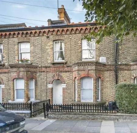 Charming Flat Centrally Located Apartment
