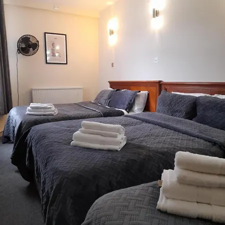 Osterley Park Group Ltd Osterley Park Guest house *