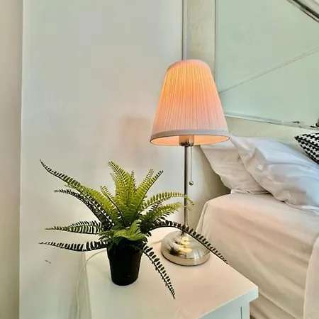 Lovely Fulham 2 Bed