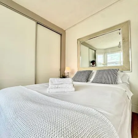 Lovely Fulham 2 Bed Apartment