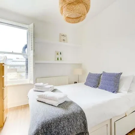 Lovely Fulham 2 Bed Appartamento