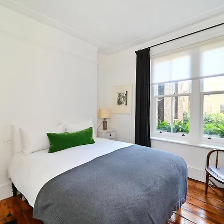 Charming West End In Peaceful Fitzrovia * London