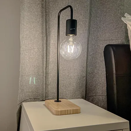 Stylish Bridge Hideaway Apartment London