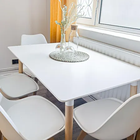 Apartment Stylish Bridge Hideaway *