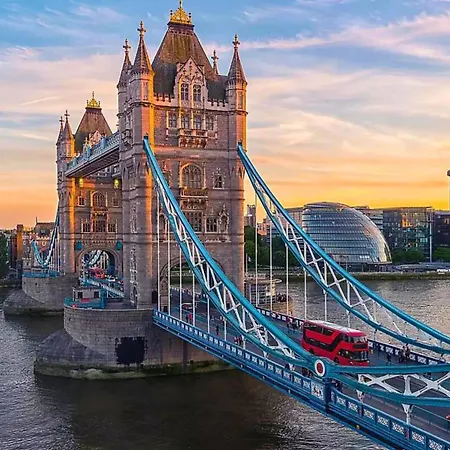 Tower Bridge - Balcony - Ac - Heated Floor - Fast Wifi - Luxurylondonstays * London