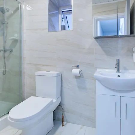 Trendy London Apartment