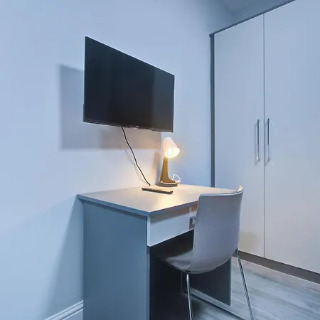 Trendy London Apartment