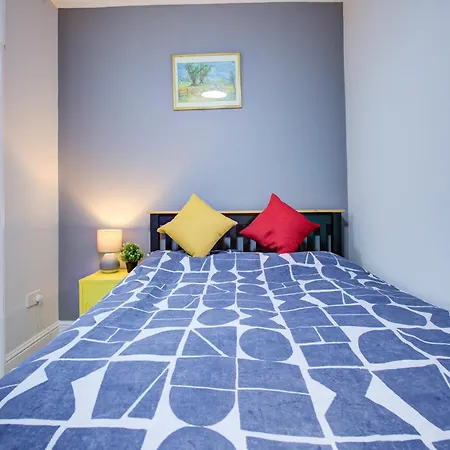 Trendy London Apartment Barking (Greater London)