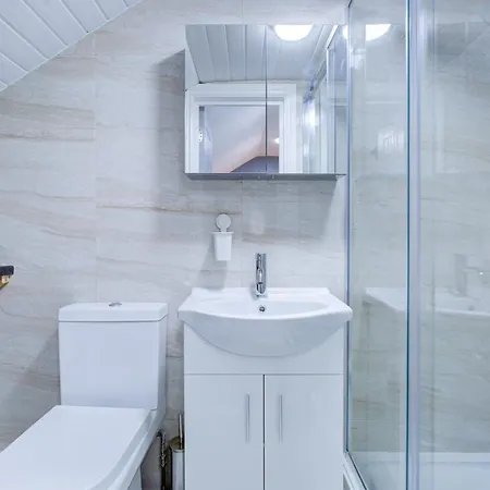 Trendy London Apartment Barking (Greater London)