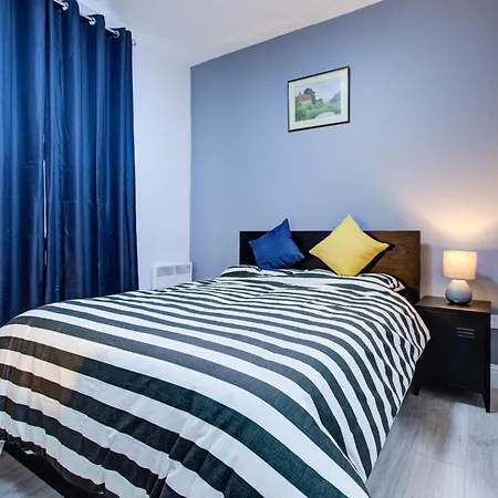 Trendy London Apartment