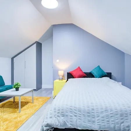 Trendy London Apartment *