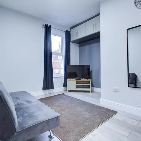 Trendy London Apartment *
